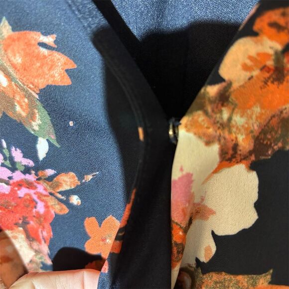 Lulus Women's Small Floral Long Sleeve Romper V-Neck Casual Spring - Picture 5 of 6